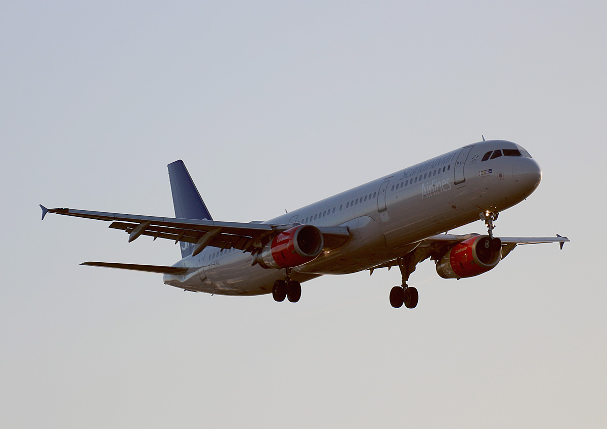 SAS, Airbus A 321-231, OY-KBL, TXL, 05.01.2020