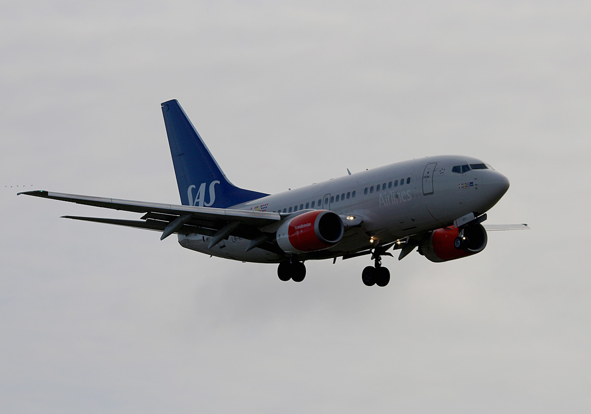 SAS, Boeing B 737-683, LN-RPY, TXL, 29.10.2016
