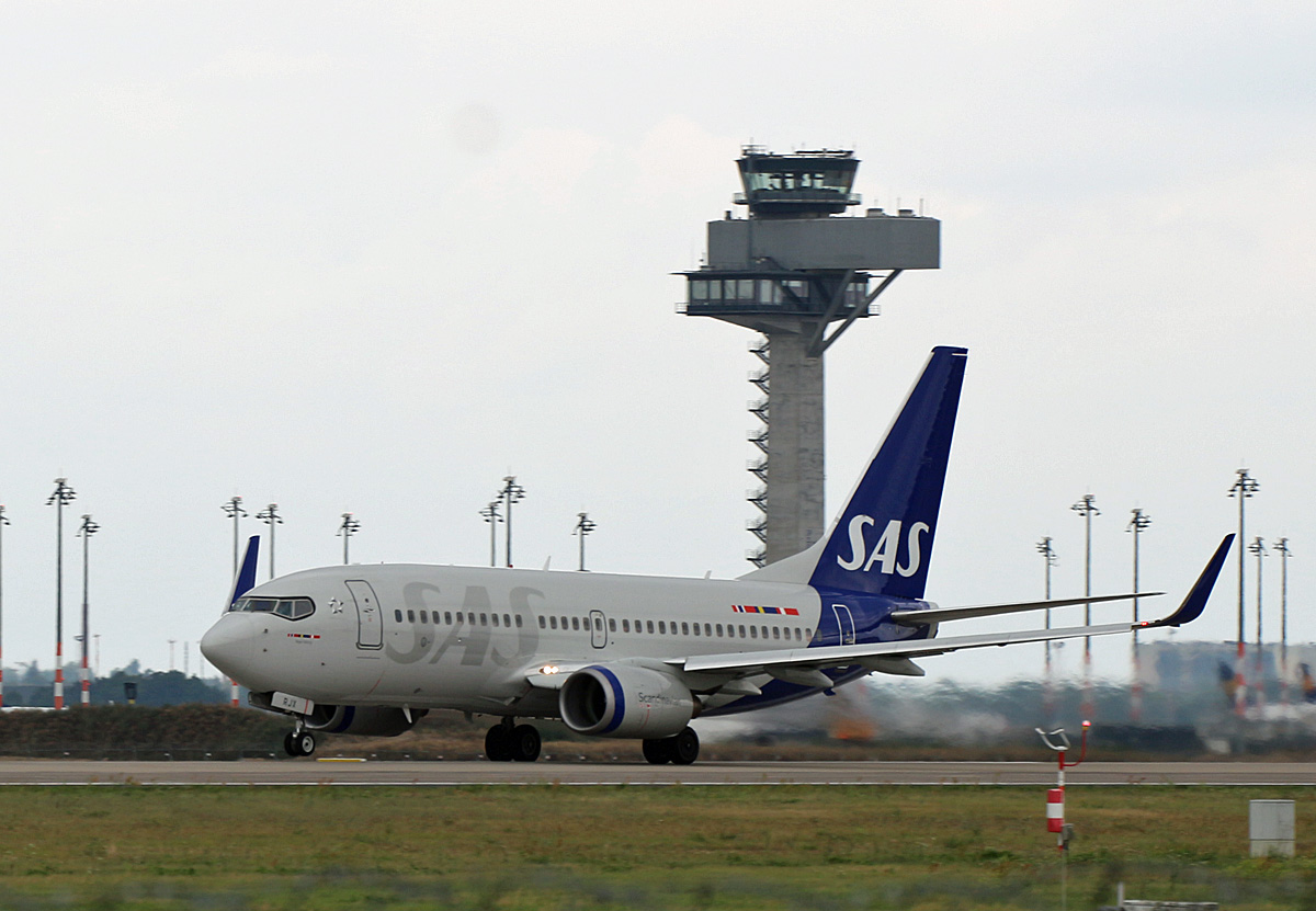 SAS, Boeing B 737-76N, SE-RJX, BER, 19.08.2021