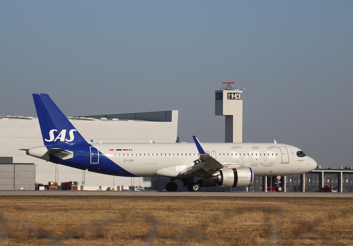 SAS Connect, Airbus A 320-251N, EI-SIP, BER, 06.03.2026