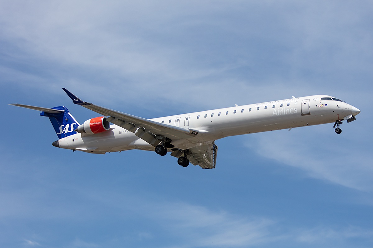 SAS, EI-FPC, Bombardier, CRJ-900, 01.08.2019, GVA, Geneve, Switzerland



