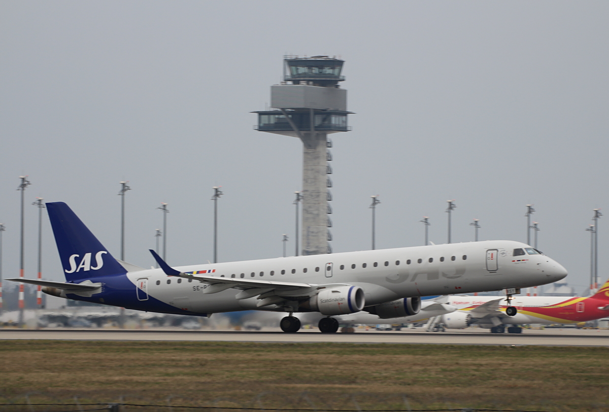 SAS, ERJ-195-200LR, SE-RSY, BER, 12.04.2026