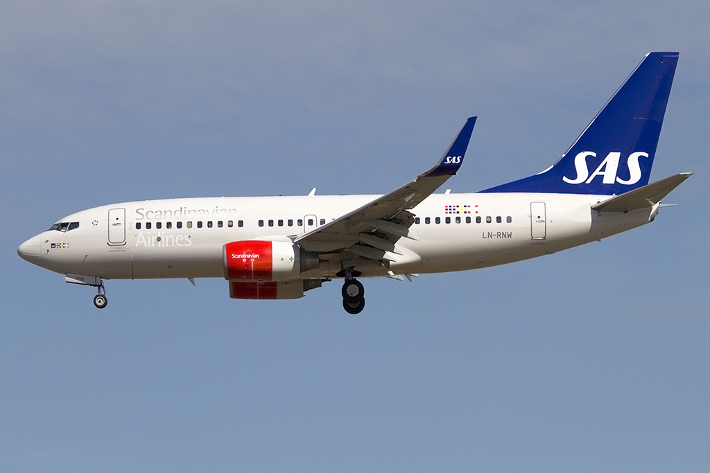 SAS, LN-RNW, Boeing, B737-783, 16.08.2013, FRA, Frankfurt, Germany 



