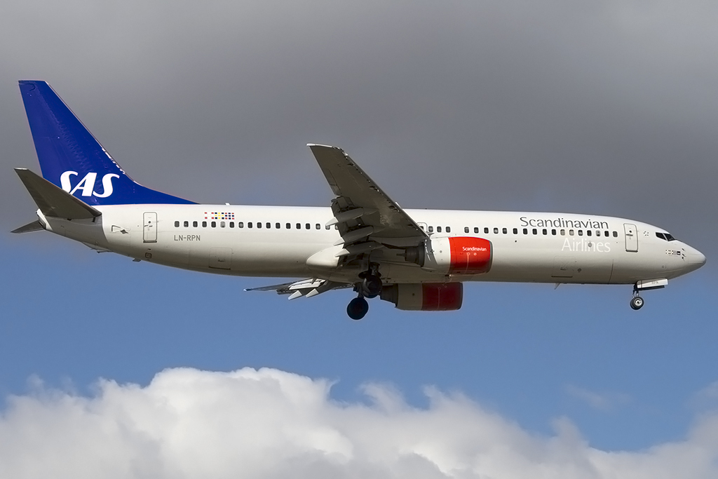 SAS, LN-RPN, Boeing, B737-883, 02.03.2014, GVA, Geneve, Switzerland





