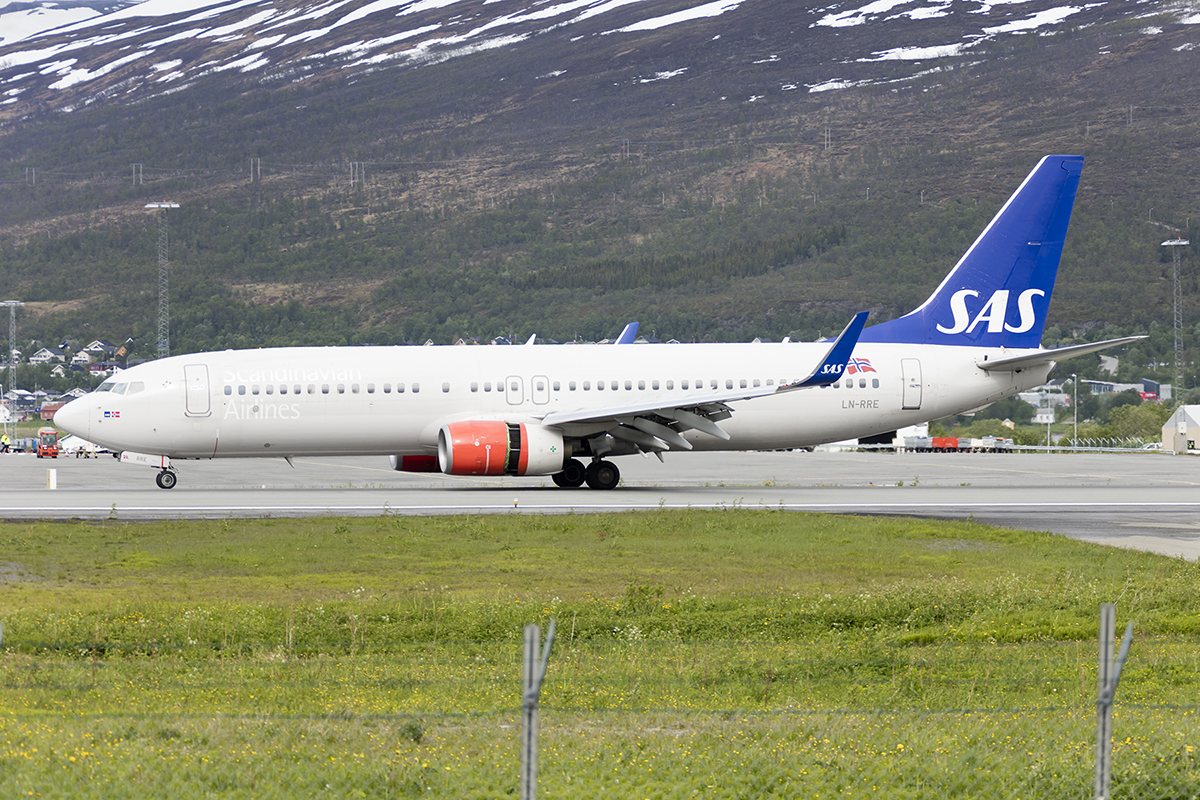 SAS, LN-RRE, Boeing, B737-85P, 20.06.2017, TOS, Tromso, Norway 



