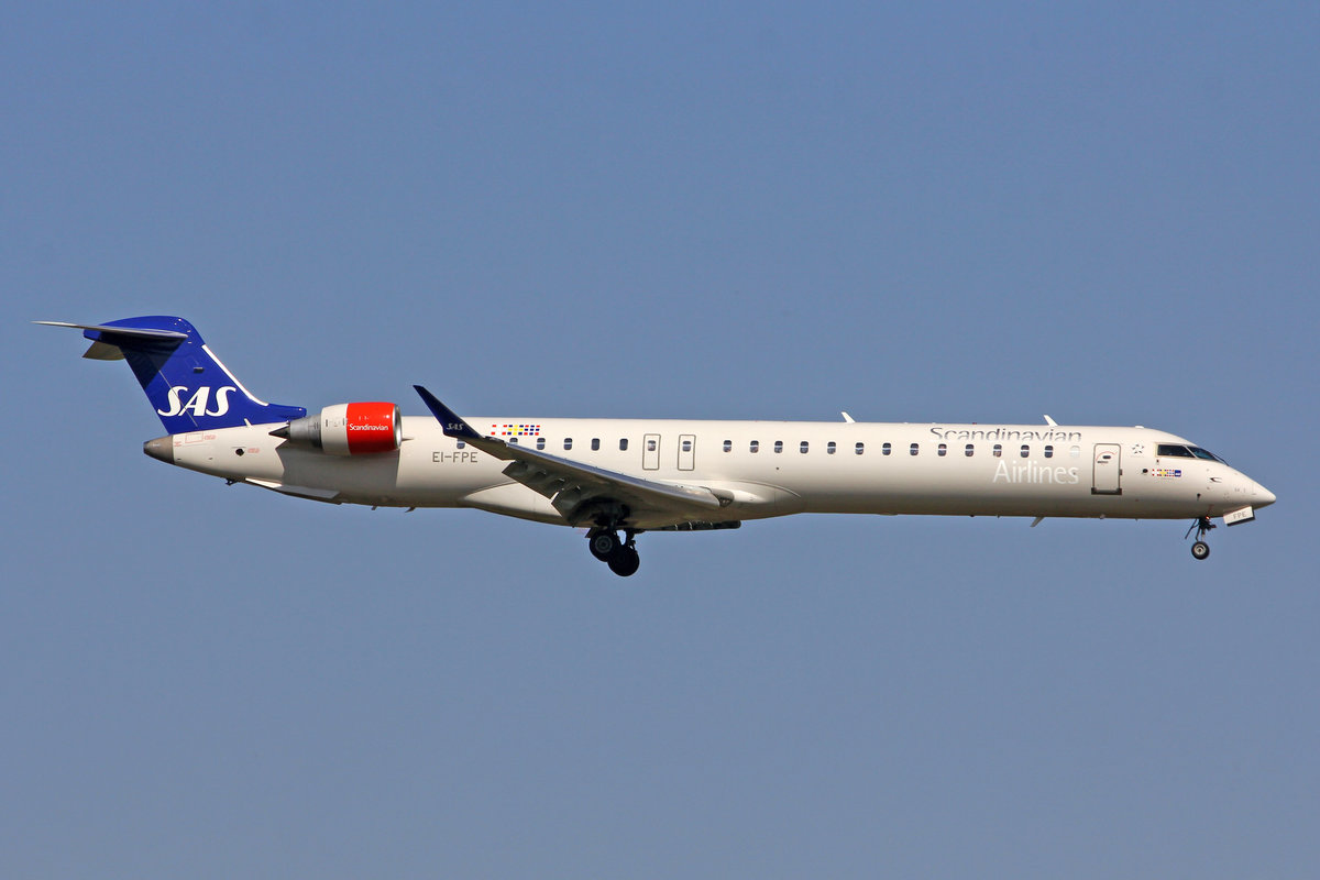 SAS Scandinavian Airlines, EI-FPE, Bombardier CRJ-900LR, msn: 15402, 07.April 2018, ZRH Zürich, Switzerland.