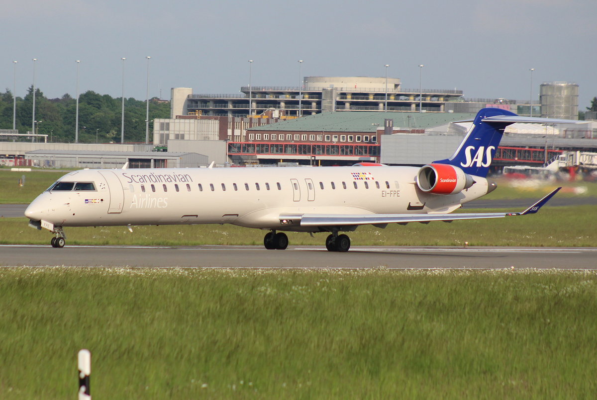 SAS Scandinavian Airlines, EI-FPE, (c/n 15402),Canadair Regional Jet CRJ900ER, 27.05.2016, HAM-EDDH, Hamburg, Germany 