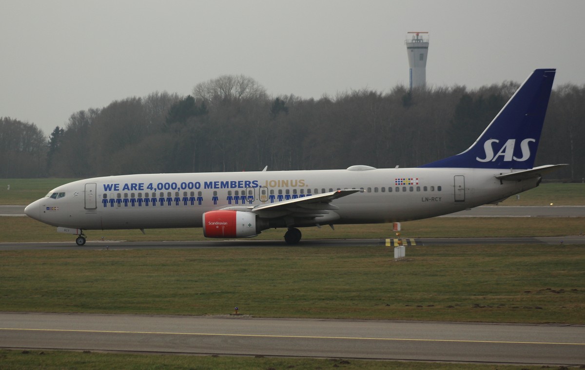SAS Scandinavian Airlines, LN-RCY,(C/N 28324),Boeing 737-883, 03.01.2016,HAM-EDDH, Hamburg, Germany (Taufname :Eylime Viking)