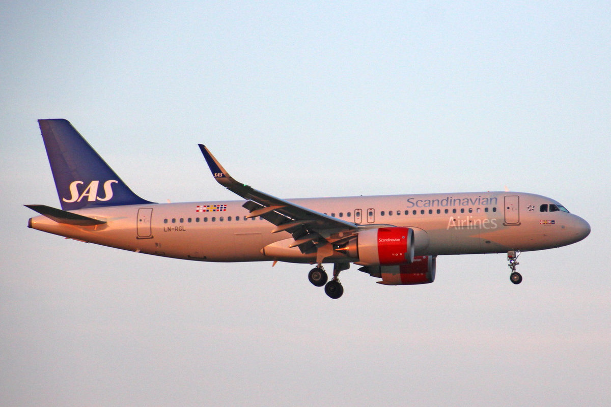 SAS Scandinavian Airlines, LN-RGL, Airbus A320-251N, msn: 7290,  Sol Viking , 25.März 2017, ZRH Zürich, Switzerland.