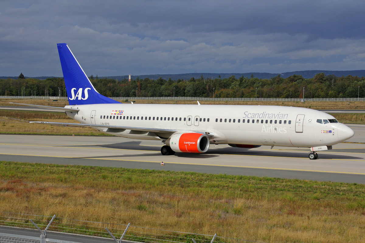 SAS Scandinavian Airlines, LN-RPR, Boeing 737-883, msn:	30468/668,  Ore Viking , 29.September 2019, FRA Frankfurt, Germany.