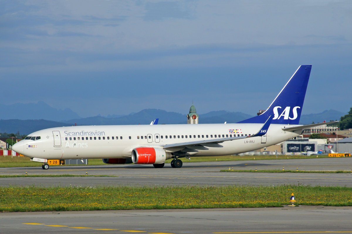 SAS Scandinavian Airlines, LN-RRJ, Boeing 737-883,  Frida Viking , 16.Juni 2017, ZRH Zürich, Switzerland.