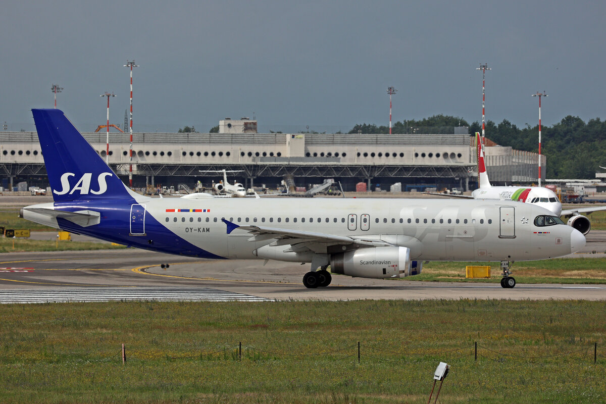 SAS Scandinavian Airlines, OY-KAM, Airbus A320-232, msn: 2911,  Randver Viking , 12.Juli 2023, MXP Milano Malpensa, Italy.