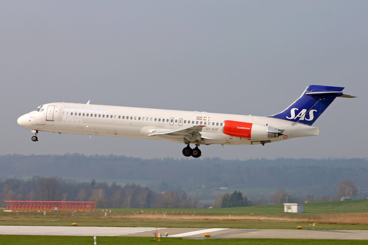 SAS Scandinavian Airlines, OY-KHF, McDonnell Douglas MD-87 ,msn: 49609/1517,  Ragnar Viking , 20.April 2006, ZRH Zürich, Switzerland.