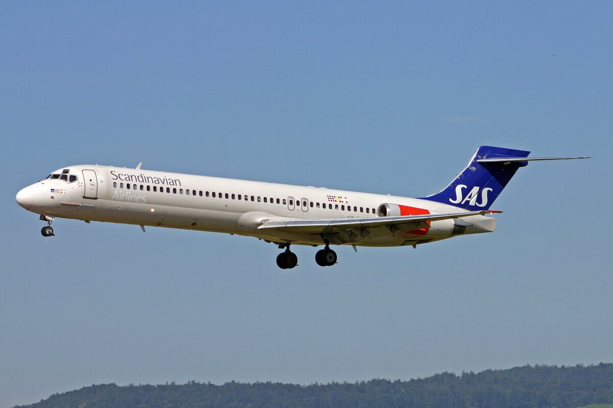 SAS Scandinavian Airlines, OY-KHU, McDonnell Douglas MD-87, msn: 53336/1953,  Ravn Viking , 19.Juni 2007, ZRH Zürich, Switzerland.