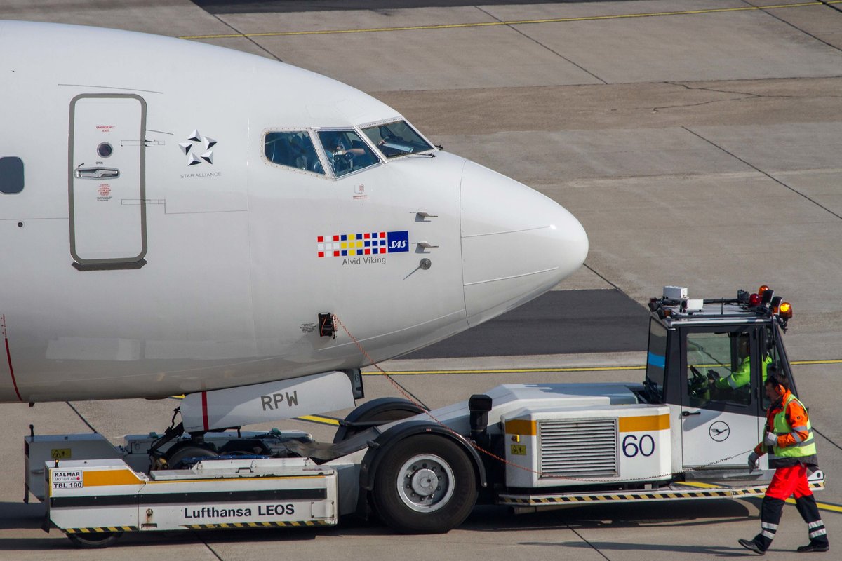 SAS Scandinavian Airlines (SK-SAS), LN-RPW  Alvid Viking , Boeing, 737-683 (Bug/Nose), 10.03.2016, DUS-EDDL, Düsseldorf, Germany