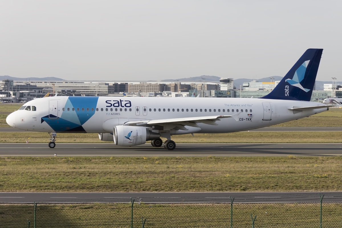 Sata, CS-TKK, Airbus, A320-214, 08.11.2015, FRA, Frankfurt, Germany 


