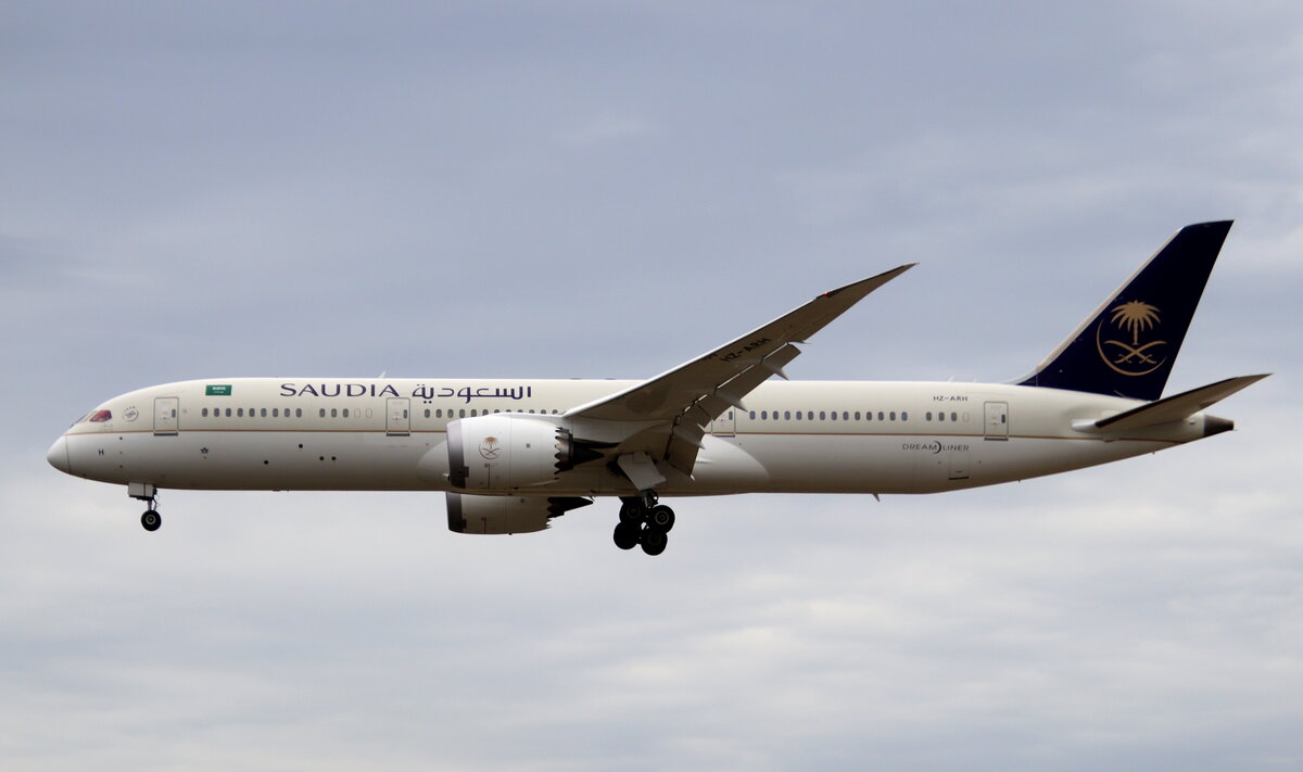 Saudi Arabian Airlines,HZ-ARH,MSN 41551,Boeing 787-9,07.08.2021,FRA-EDDF,Frankfurt,Germany