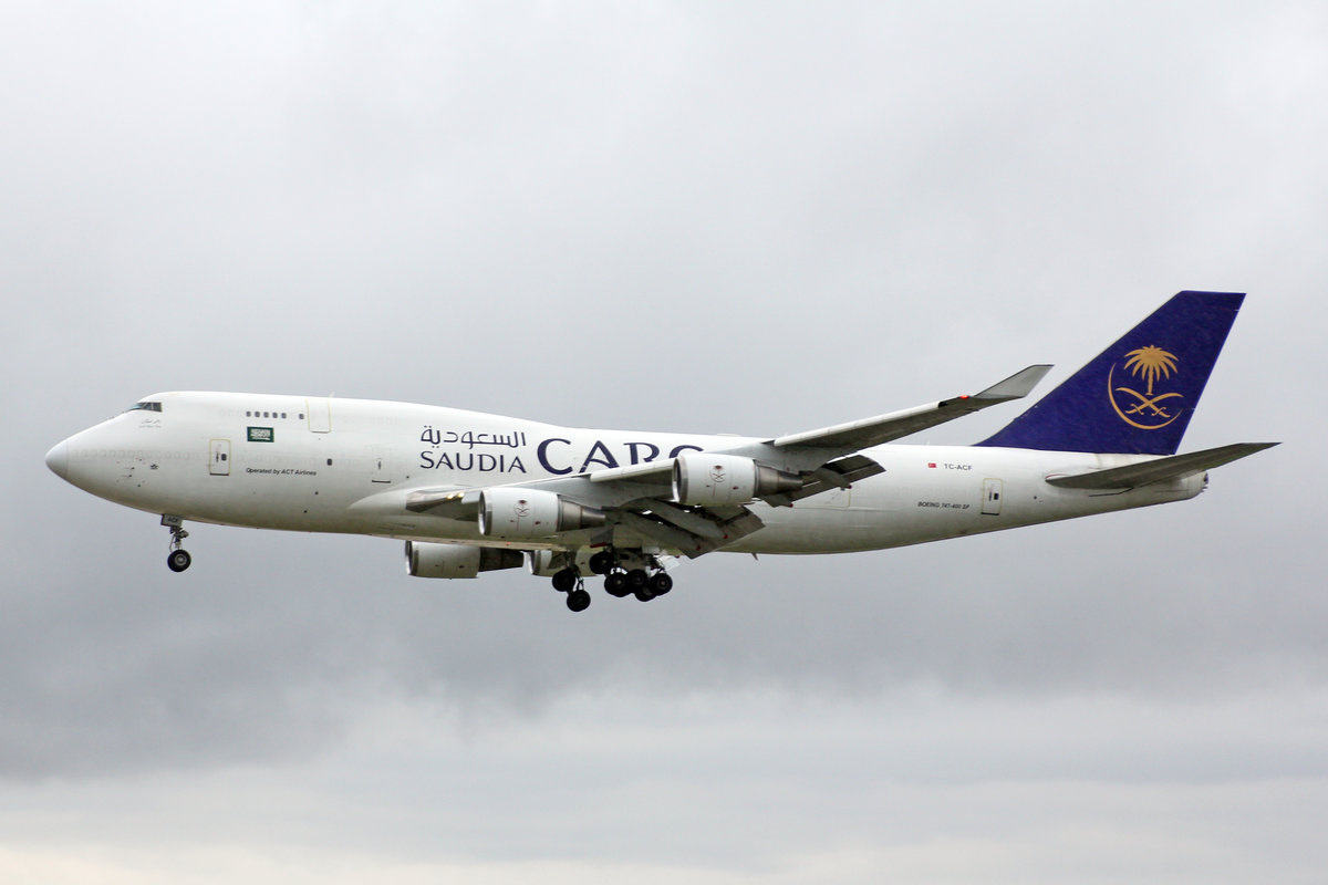 Saudi Arabian Cargo (Operated by ACT Airlines), TC-ACF, Boeing 747-481BDSF, 19.Mai 2017, FRA Frankfurt am Main, Germany.