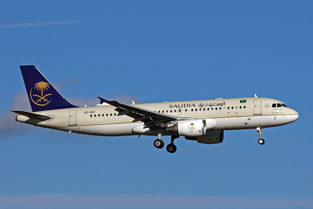 Saudi Arabien Airlines, HZ-ASC, Airbus A320-214, msn: 4337, 25.November 2023, ZRH Zürich, Switzerland.