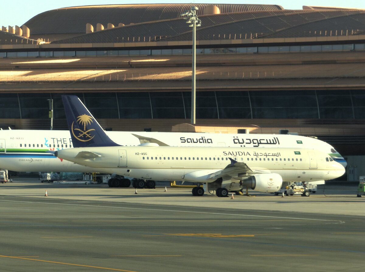 Saudia, Airbus A 320-214, HZ-ASC, Jeddah International Airport (JED/OEJN), 11.4.2024