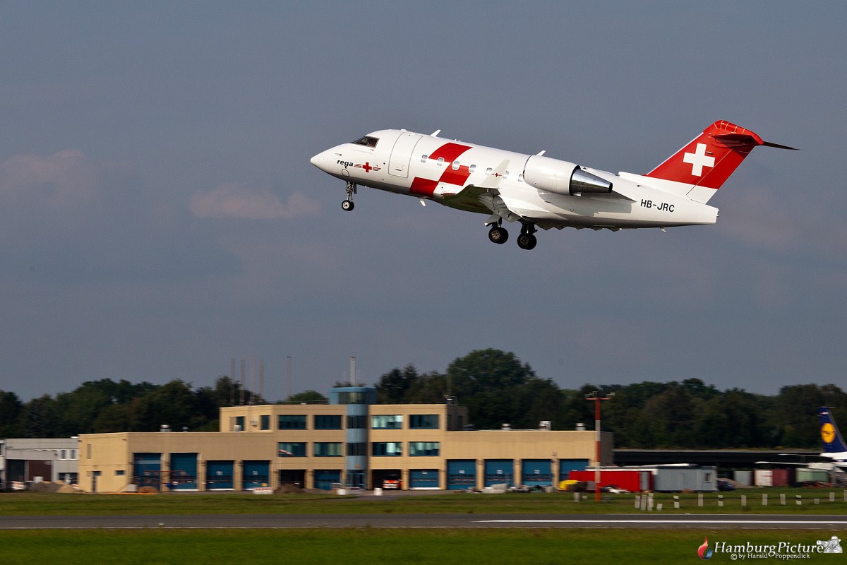 Schweizer Luftretteung - HB-JRC - Canadair CL-600-2B16 Challenger 604...
am 11.08.2015 am Hamburg Airport...