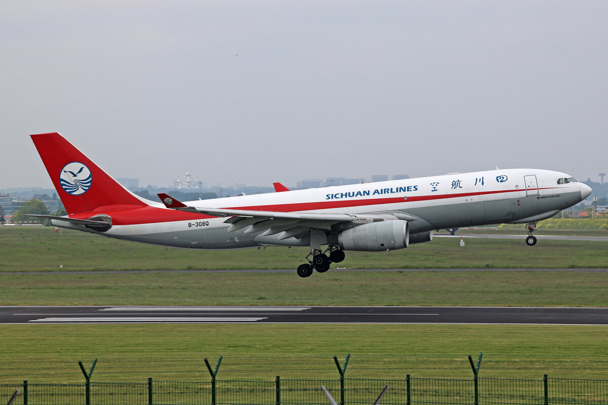 Sichuan Airlines, B-308Q, Airbus A330-243F, msn: 1406, 21.Mai 2023, BRU Brüssel, Belgium.