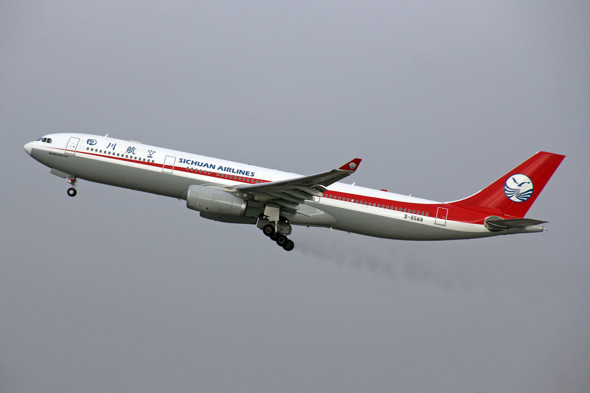 Sichuan Airlines, B-8589, Airbus A330-343E, msn: 1856, 26.Dezember 2018, ZRH Zürich, Switzerland.