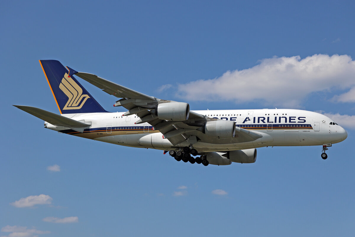 Singapore Airlines, 9V-SKQ, Airbus A380-841, msn: 079, 07.Juli 2023, LHR London Heathrow, United Kingdom.