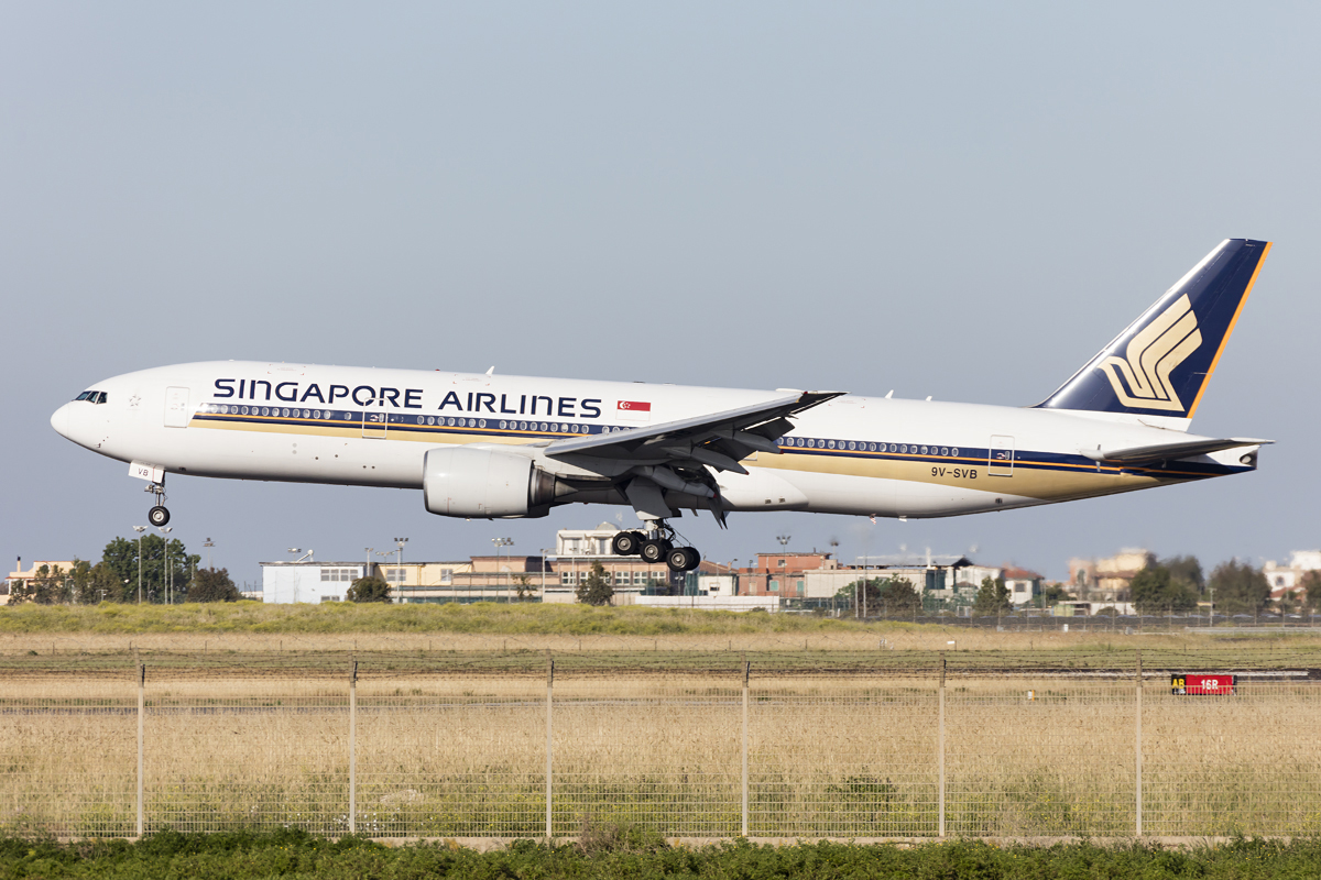 Singapore Airlines, 9V-SVB, Boeing, B777-212ER, 30.04.2017, FCO, Roma, Italy



