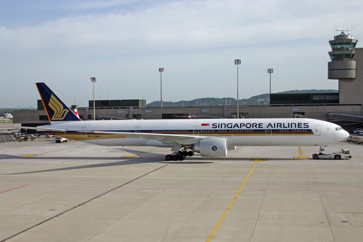 Singapore Airlines, 9V-SWH, Boeing B777-312ER, msn: 34573/615, 26.Mai 2007, ZRH Zürich, Switzerland.