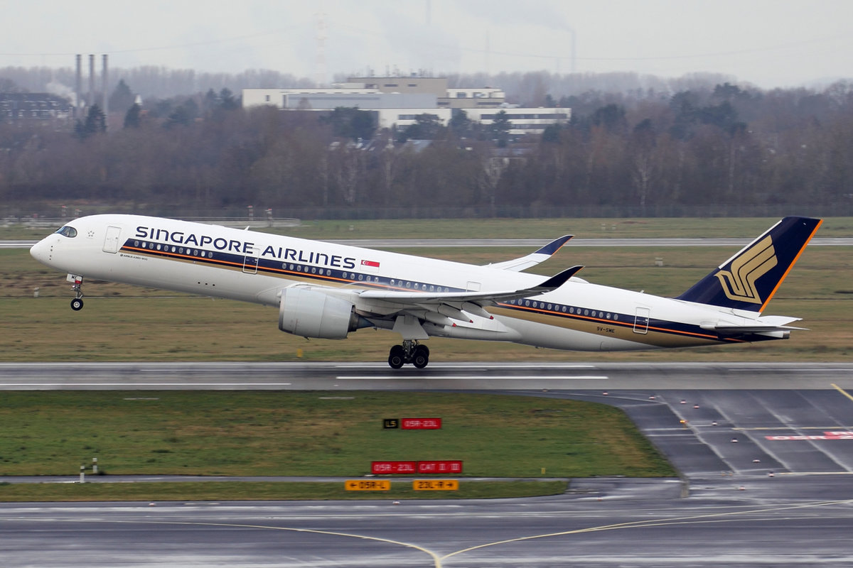 Singapore Airlines Airbus A350-941 9V-SME beim Start in Düsseldorf 19.1.2020