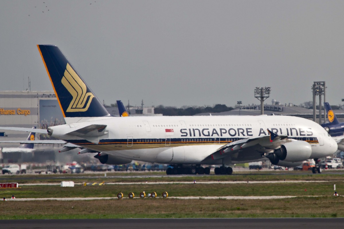 Singapore Airlines (SQ/SIA), 9V-SKR, Airbus, A 380-841, 17.04.2015, FRA-EDDF, Frankfurt, Germany