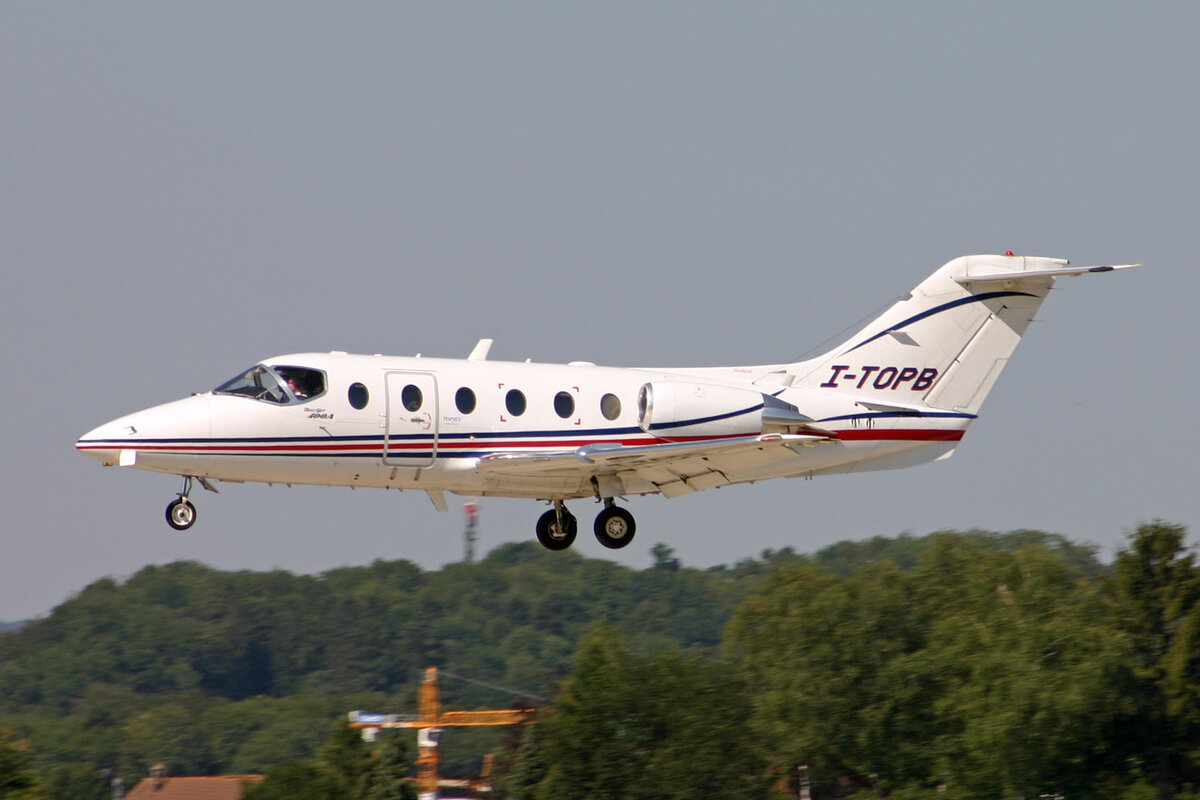Sirio Spa., I-TOPB, Beechcraft 400A, msn: RK-133, 18.Juli 2006, ZRH Zürich, Switzerland.