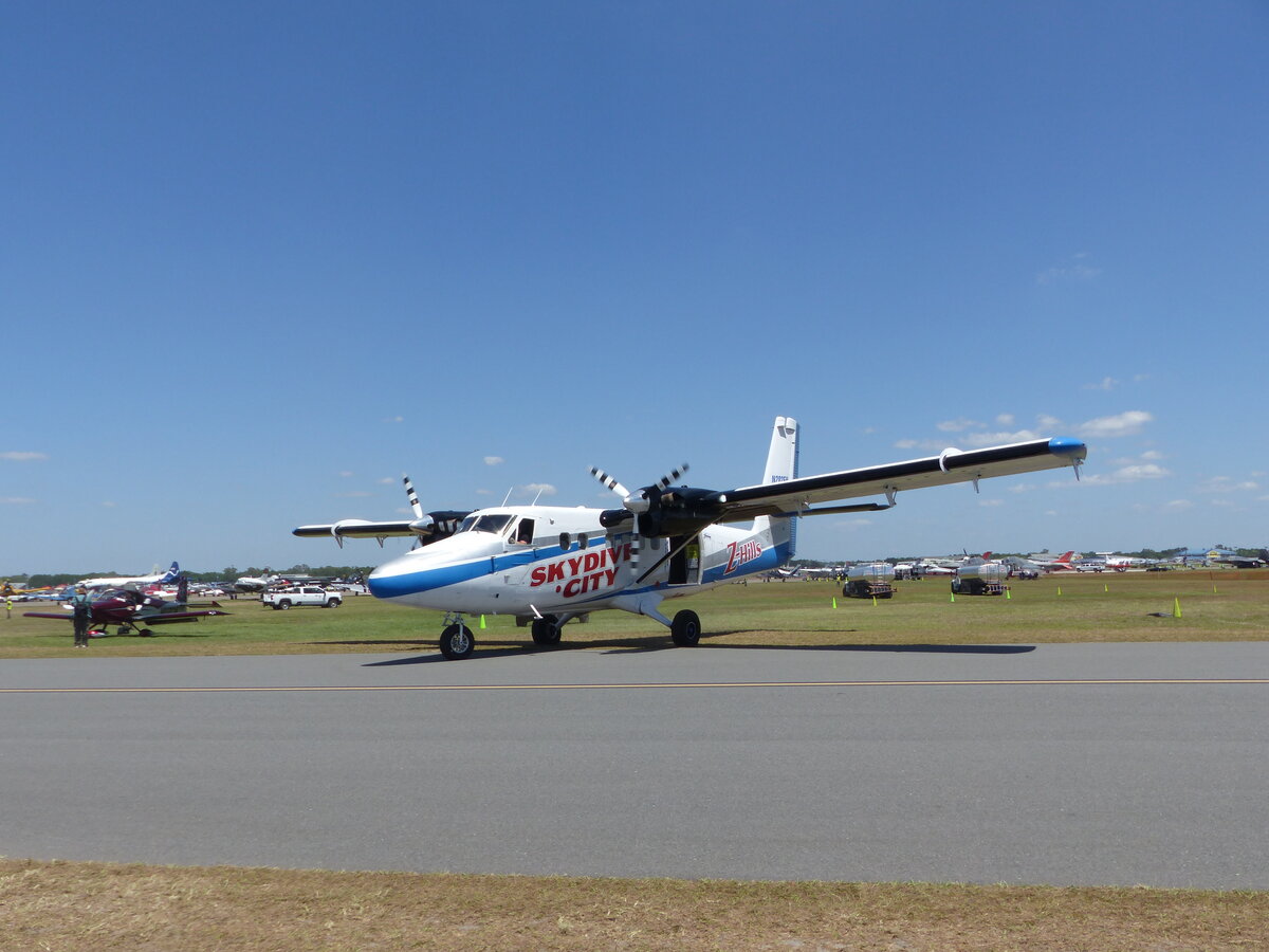 Skydive City, DHC-6 Twinotter, N202EH, Sun`n Fun, Lakeland Linder Int. (LAL/KLAL), 17.4.2026