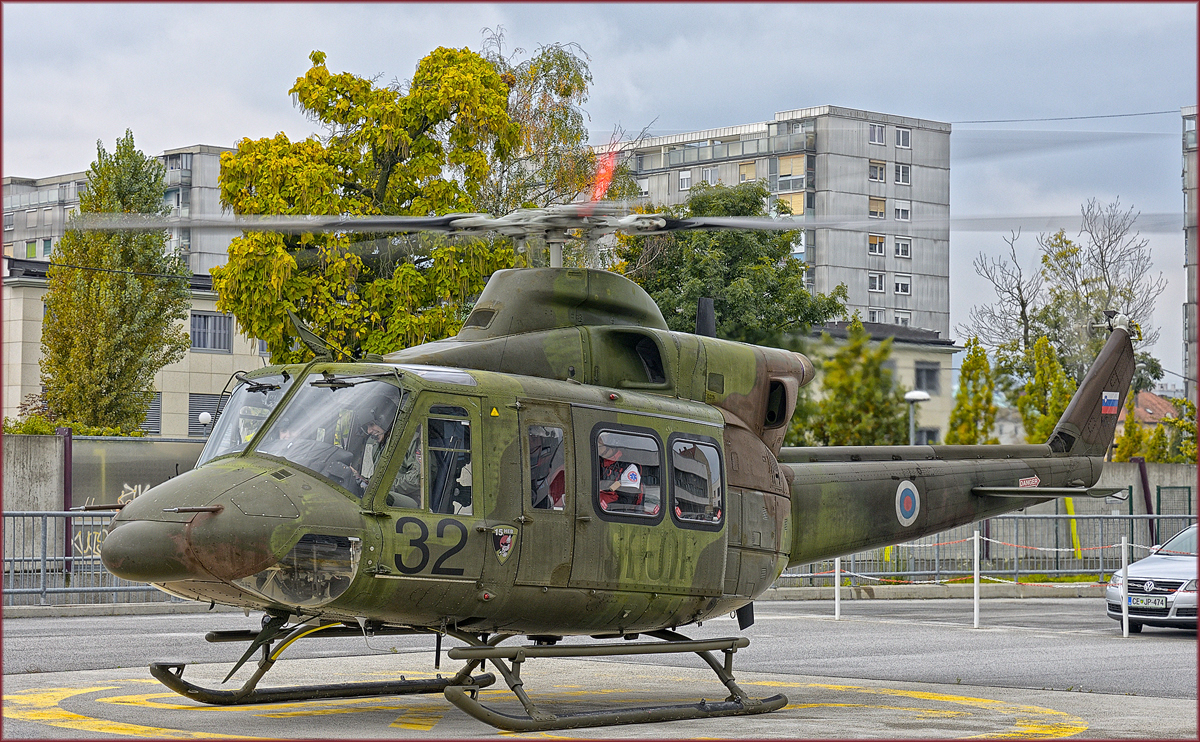 Slovenska vojska H2-32; Bell 412HP; Maribor Krankenhaus, Rettungsdienst Einsatz; 8.10.2018