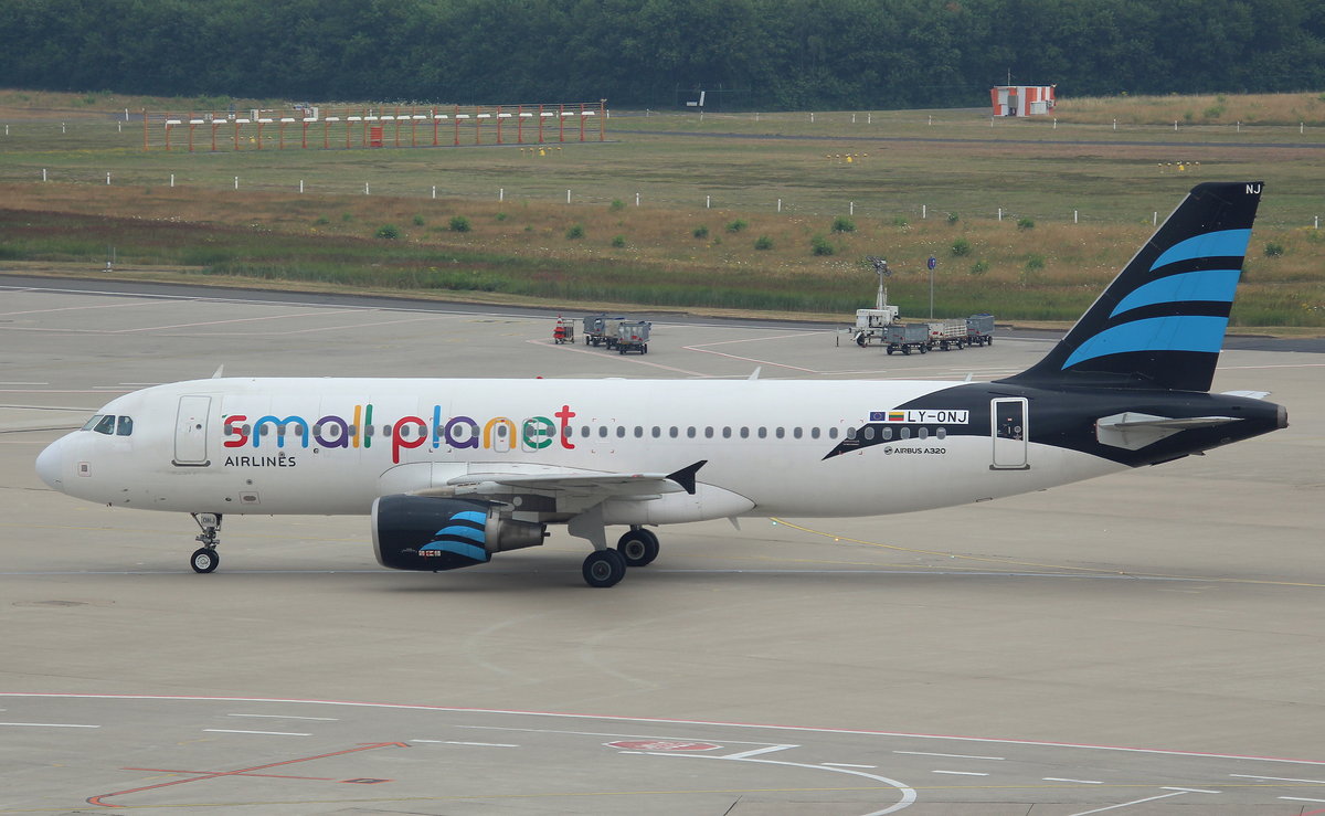 Small Planet Airlines, LY-ONJ, MSN 4203, Airbus A 320-214, 06.07.2018, CGN-EDDK, Köln-Bonn, Germany 
