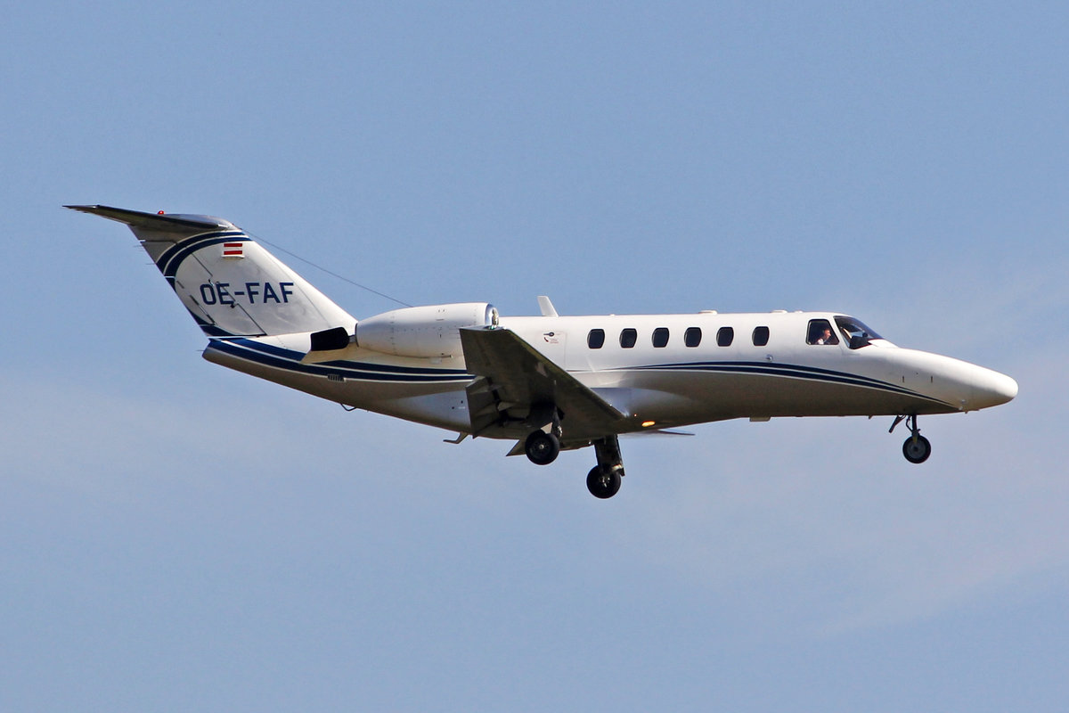 Smartline Luftfahrt GmbH, OE-FAF, Cessna 525A CJ2, msn: 525A-0195, 31.März 2021, ZRH Zürich, Switzerland.