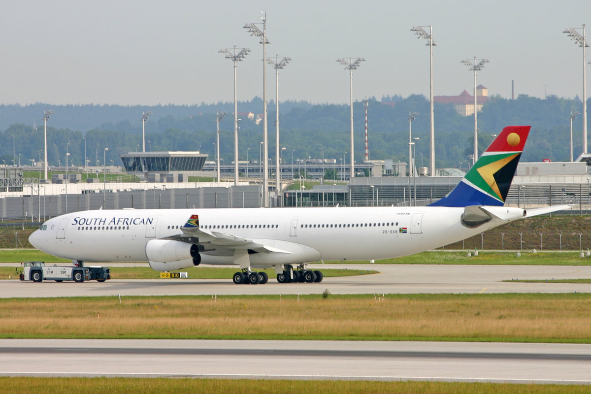South African Airways, ZS-SXB, Airbus A340-313X, msn: 582, 12.Juli 2009, MUC München, Germany.