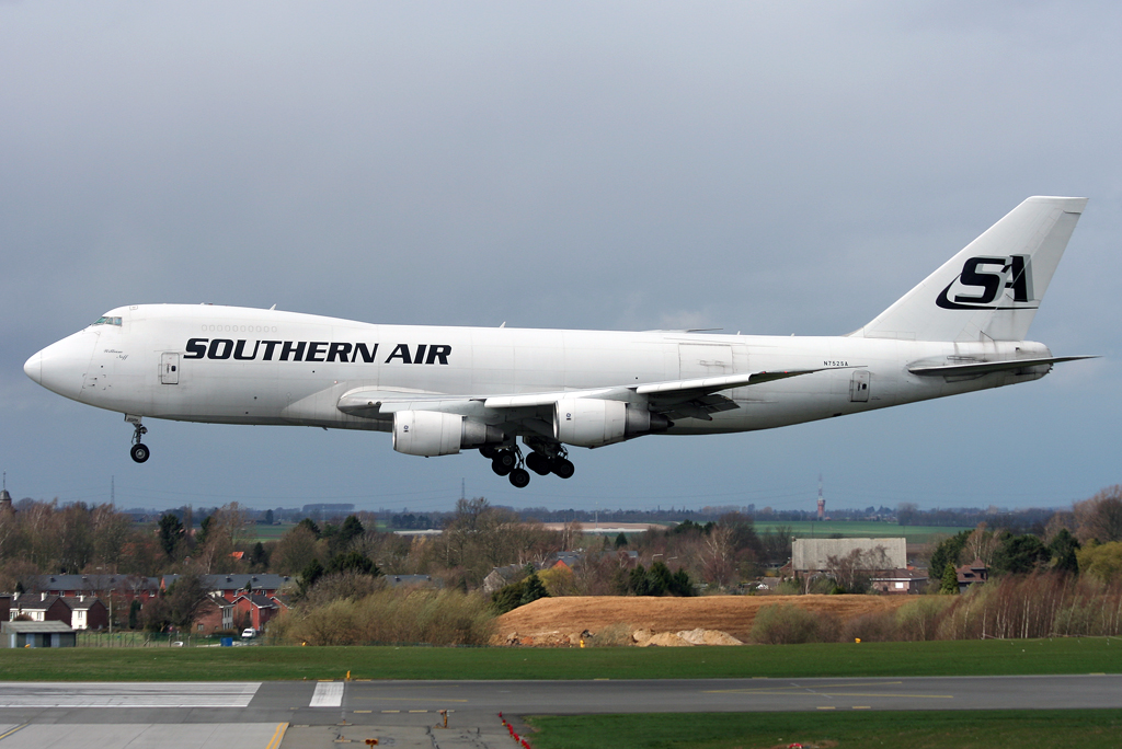 Southern B747-200F N752SA im Anflug auf 23 in LGG / EBLG / Liege am 31.03.2014