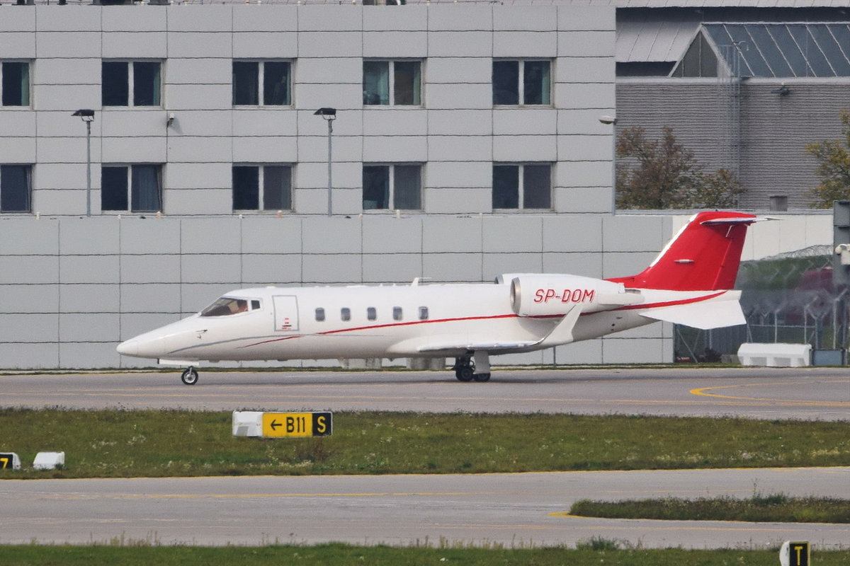 SP-DOM private  Bombardier Learjet 60XR  , MUC , 04.10.2017