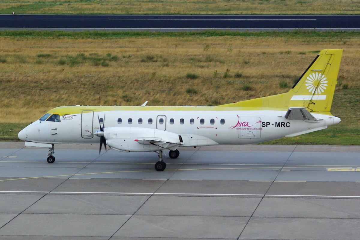 SP-MRC Sky Taxi Saab 340A   gelandet in Tegel am 08.07.2015