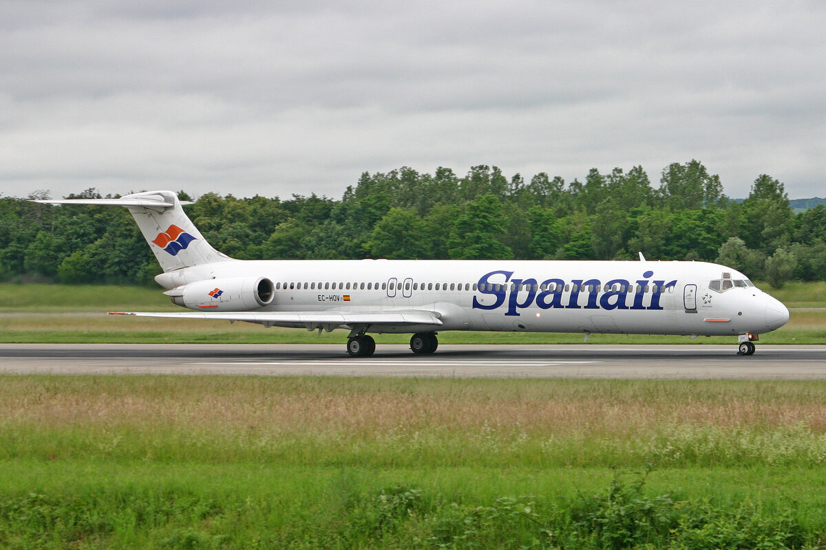Spanair, EC-HOV, McDonnell Douglas MD-82, msn: 49416/1271,  Sunspeed , 07.Juni 2008, BSL Basel - Mühlhausen, Switzerland.