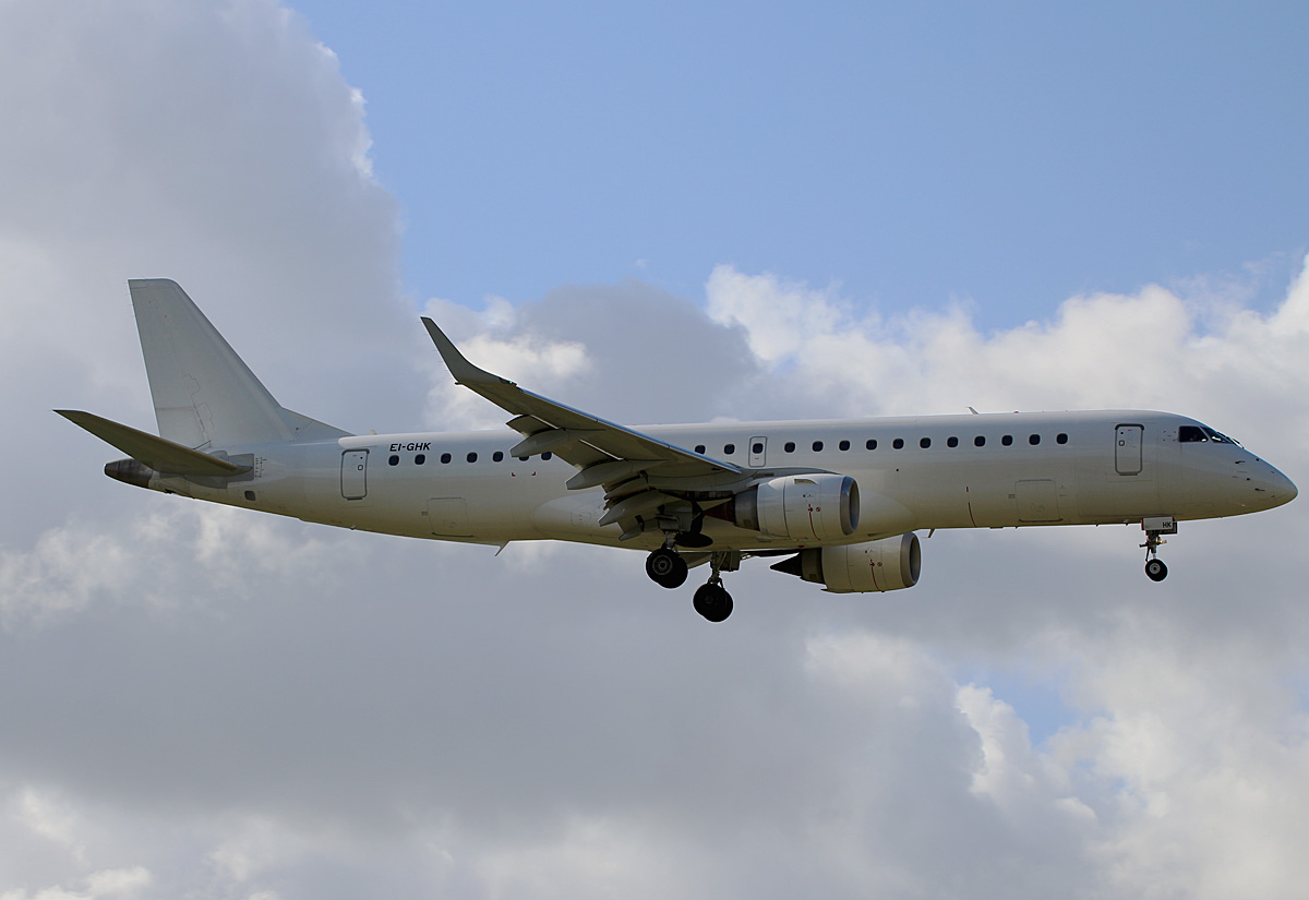 Stobart Air, ERJ-190-100AR, EI-GHK, TXL, 03.05.2019