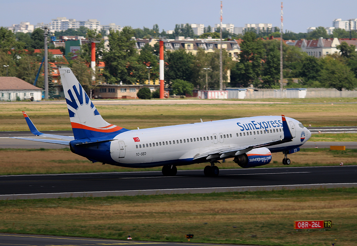 SunExpress, Boeing B 737-8CX, TC-SED, TXL, 20.07.2016