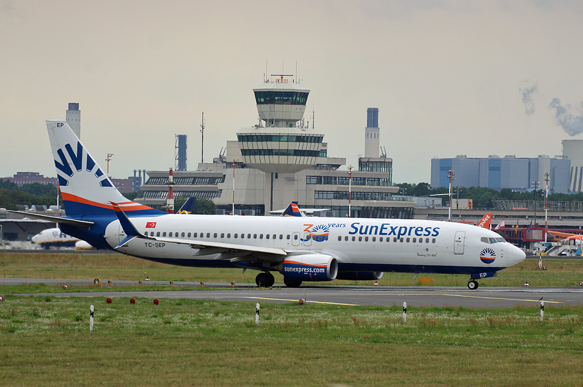 SunExpress, Boeing B 737-8HC, TC-SEP, TXL, 17.07.2020
