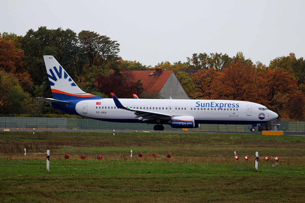 SunExpress, Boeing B 737-8HC, TC-SEU, TXL, 29.10.2016