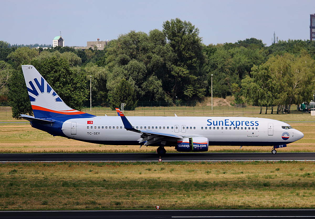 SunExpress, Boeing B 737-8HC, TC-SEY, TXL, 20.07.2016