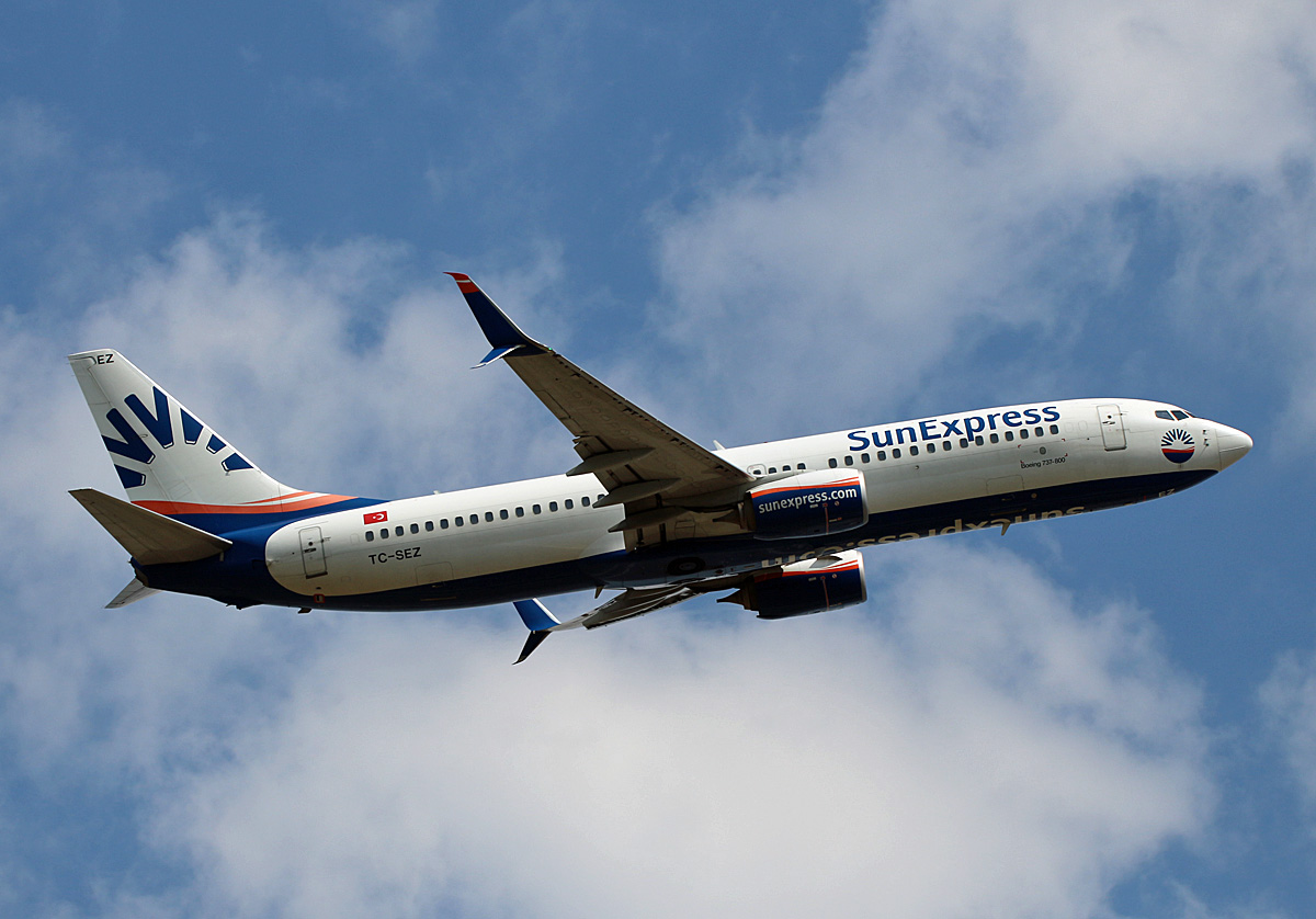 SunExpress, Boeing B 737-8HC, TC-SEZ, BER, 09.06.2023