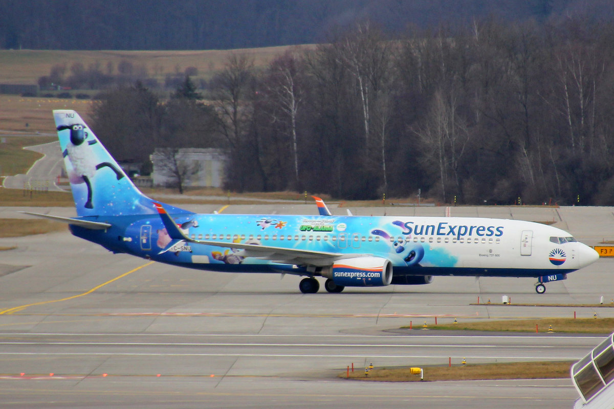 SunExpress, TC-SNU, Boeing 737-8HC, msn: 40756/3457,  Shaun das Schaf-UFO Alarm , 01.Februar 2020, ZRH Zürich, Switzerland.