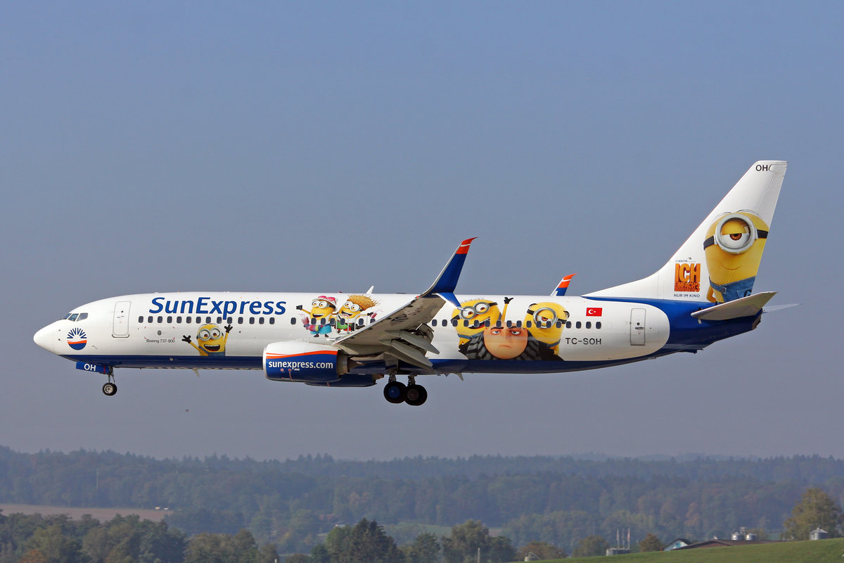 SunExpress, TC-SOH, Boeing 737-8HC, msn: 61193/6398, Minions livery, 05.September 2018, ZRH Zürich, Switzerland.